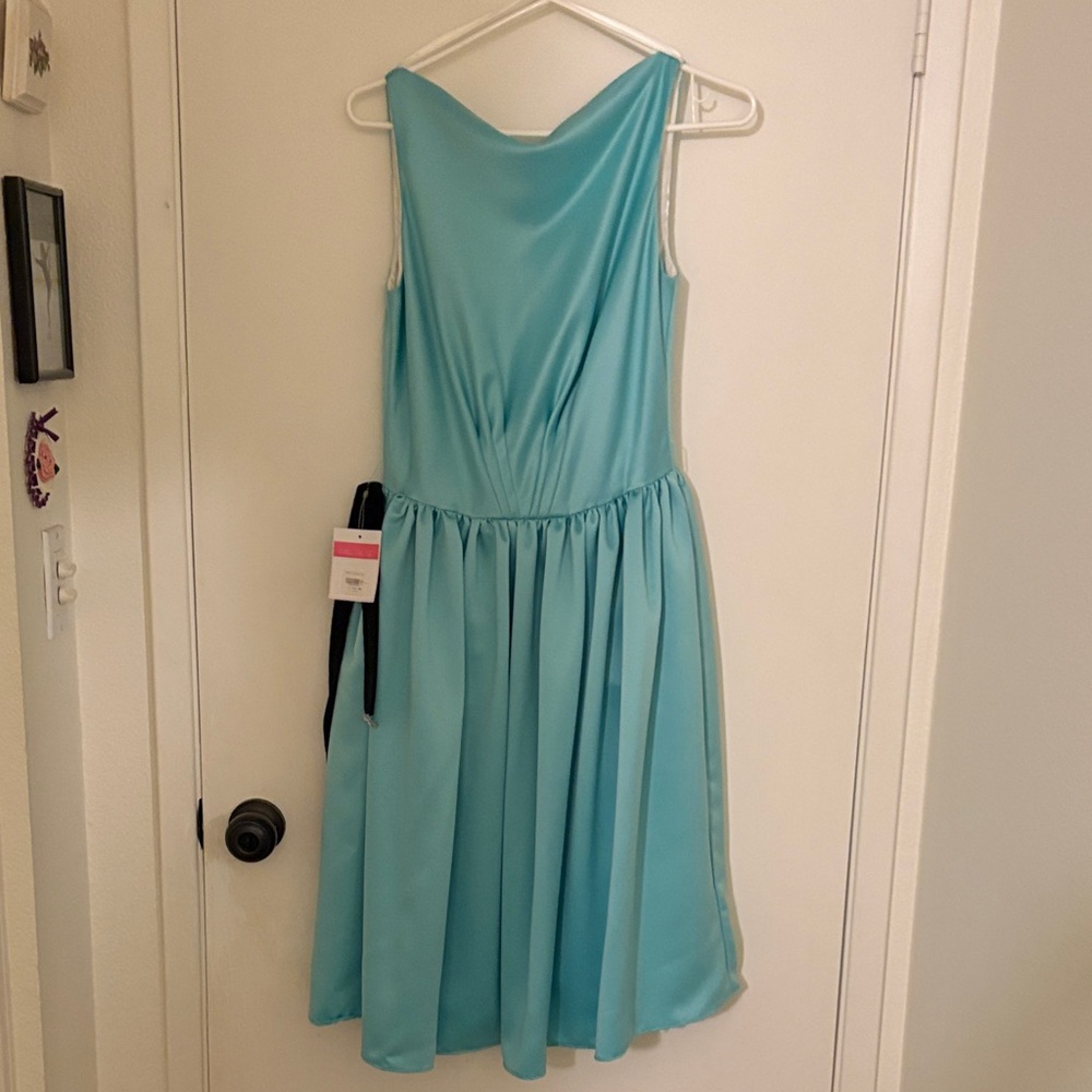 JULIE HAUS Elegant Blue NEW with tag Sleeveless Dress size 6.
